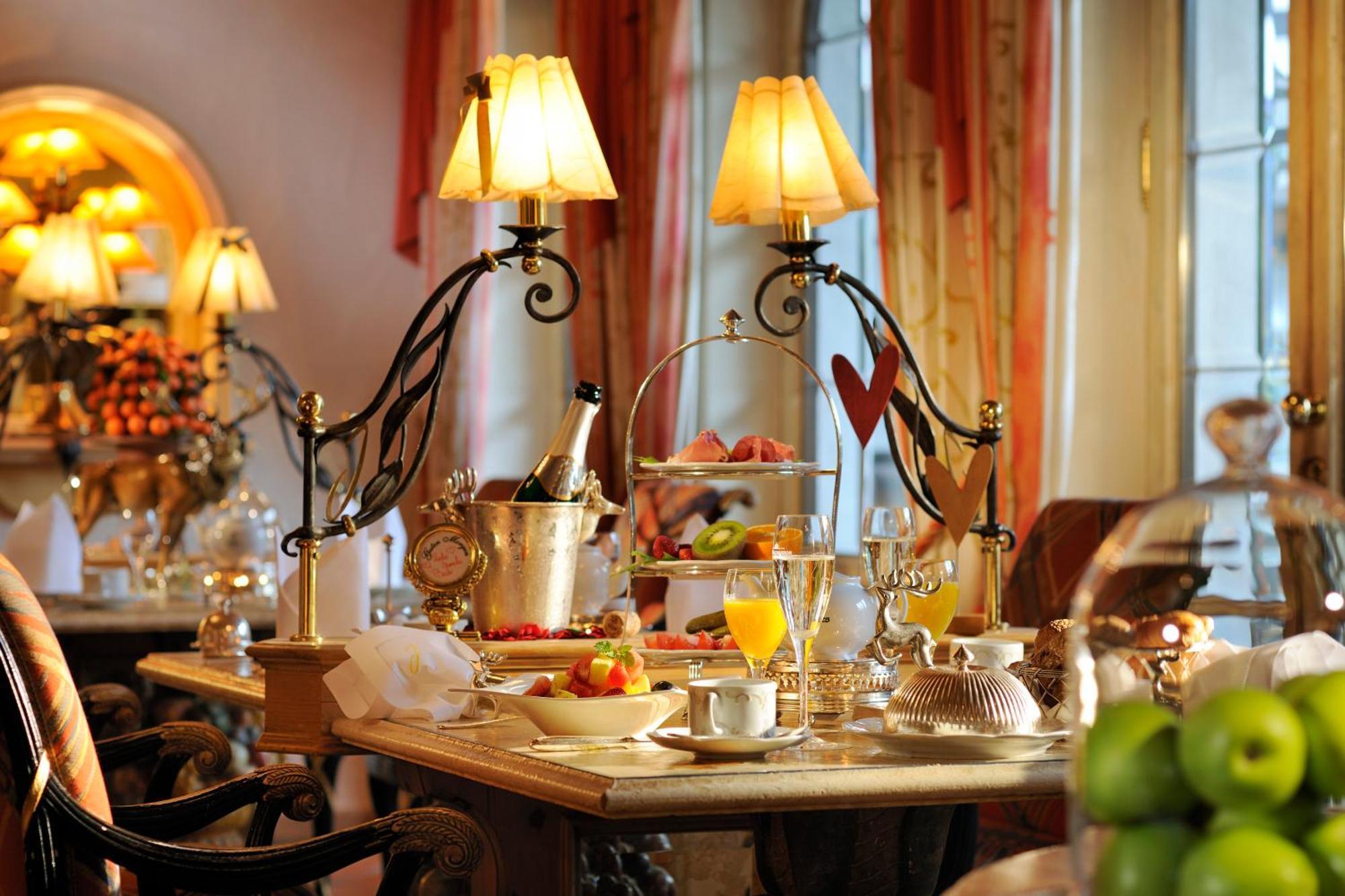 Relais & Chateaux Jagdhof Glashuette Бад Ласфе Екстериор снимка