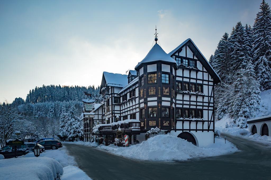 Relais & Chateaux Jagdhof Glashuette Бад Ласфе Екстериор снимка