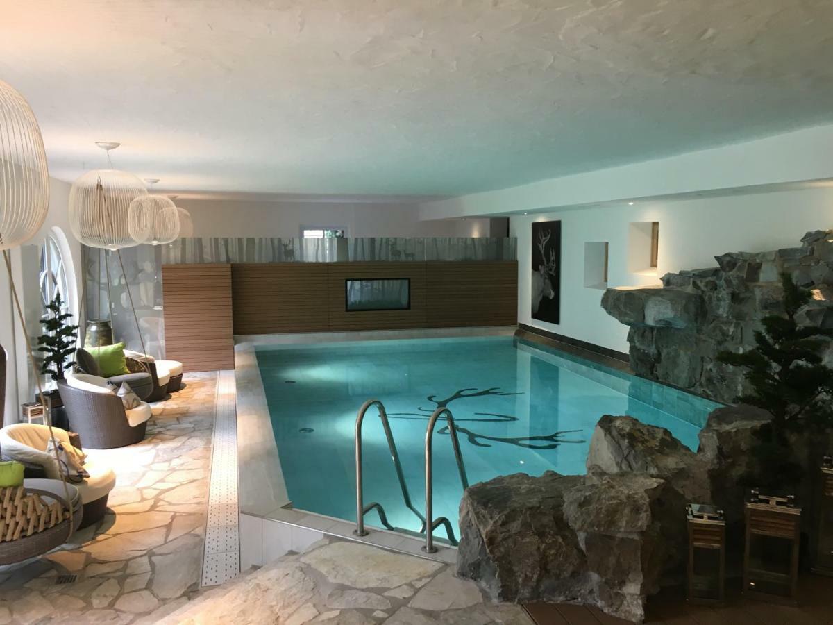 Relais & Chateaux Jagdhof Glashuette Бад Ласфе Екстериор снимка